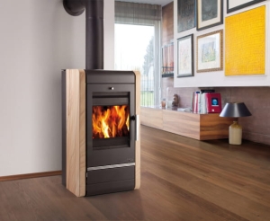 Piec wolnostojący HAAS+SOHN Avesta z wymiennikiem wodnym czarny/woodstone prestige