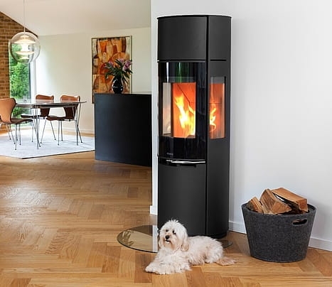 Piec wolno stojący Aduro 9-7 LUX z akumulacją i doprowadzeniem powietrza www.bielsko-kominki.pl 1